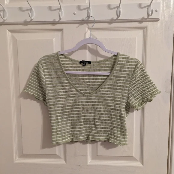5/$20🩵 Ambiance Girl's Half Shirt - Picture 7 of 7
